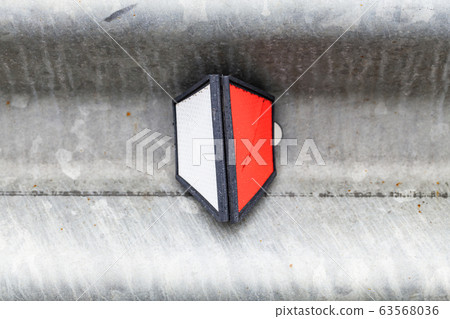 Red white retro-reflecting optical unit on 63568036