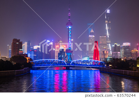 <<Shanghai>> Night view of the Bund, Skyscraper of Rikukashi <<Shanghai>> Night view of the Bund, Skyscraper of Rikukashi 63570244