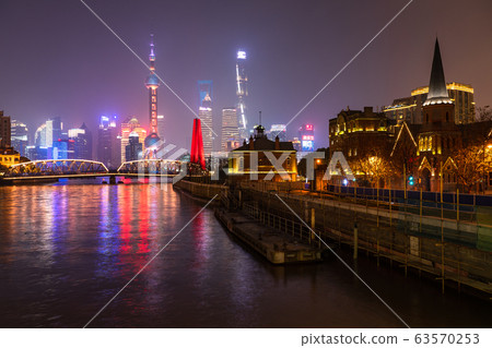 <<Shanghai>> Night view of the Bund, Skyscraper of Rikukashi <<Shanghai>> Night view of the Bund, Skyscraper of Rikukashi 63570253