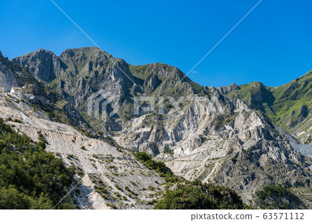 Apuan Alps Italy - Famous quarries of white Carrara marble 63571112
