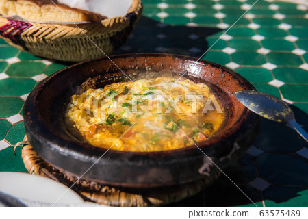 摩洛哥當地美食Tagine火鍋 摩洛哥當地美食Tagine火鍋 63575489