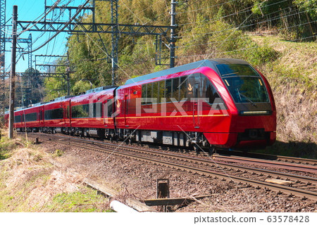 Kintetsu Limited Express Hinotori Series 80000 Kintetsu Limited Express Hinotori Series 80000 63578428