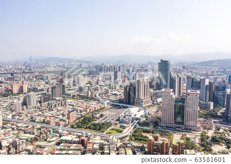 banqiao station, taiwan, new taipei city 63581601