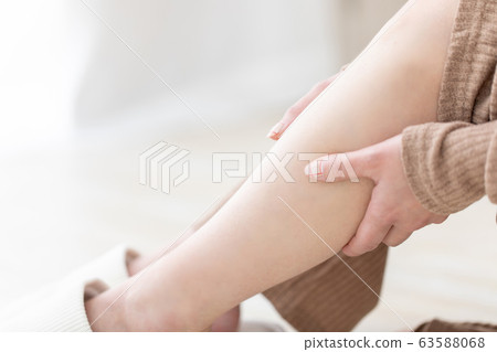 穿房間的女人 63588068