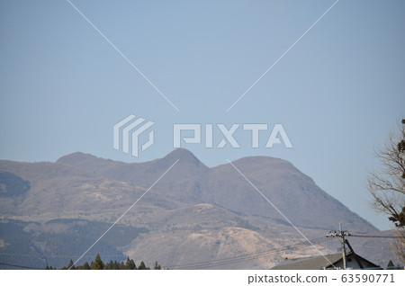 Kuju mountain photographed from Irida, Taketa City, Oita Prefecture 63590771