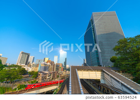 俯瞰東京丸之內線等的日本東京城市景觀 63594524