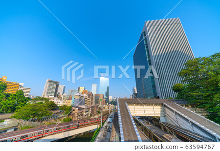 俯瞰東京丸之內線等的日本東京城市景觀 俯瞰東京丸之內線等的日本東京城市景觀 63594767