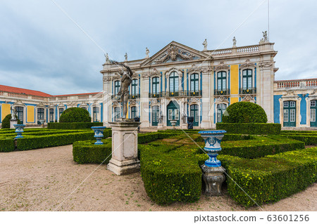 Portuguese Queluz Palace, French Garden, Portugal Palace of Queluz Portuguese Queluz Palace, French Garden, Portugal Palace of Queluz 63601256