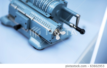 old mechanical manual counting machine for 63602953