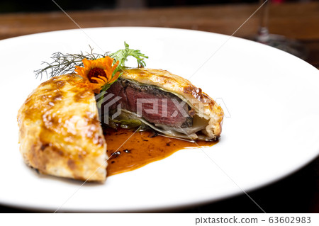 roasted beef wellington roasted beef wellington 63602983