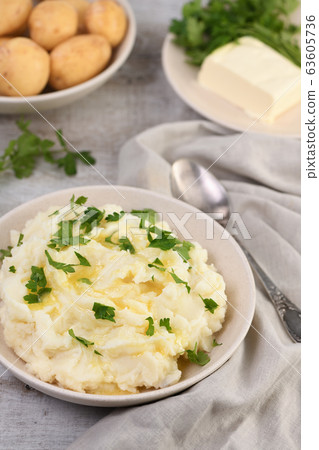 Mashed potatoes with butter Mashed potatoes with butter 63605736