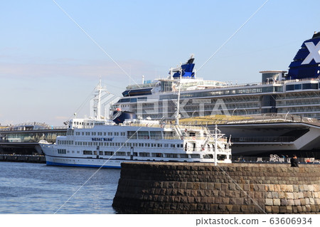 Large passenger ship moored at Osanbashi Large passenger ship moored at Osanbashi 63606934