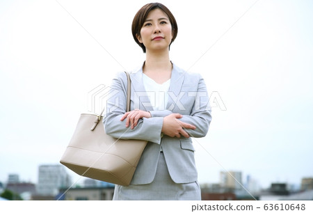  Image of business woman 63610648