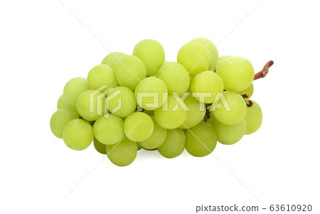 Fresh green grapes isolated on white background 63610920