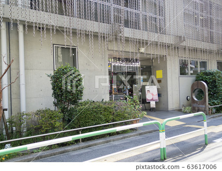 Entrance of Japan Braille Library (Shinjuku-ku, Tokyo) 63617006