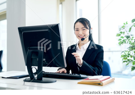 Operator Office Business Woman Computer 63617424