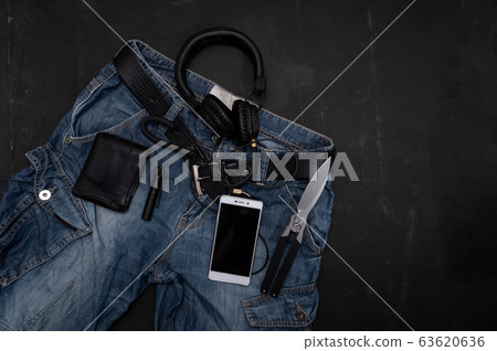 Mens shorts and accessories. Butterfly knife 63620636