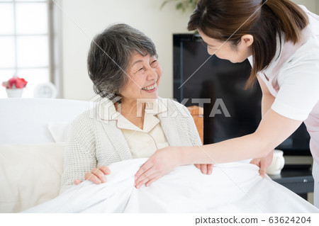 護理高級女人 63624204