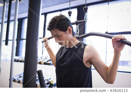 Men training 63626115