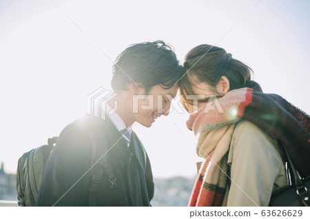Couple on the rooftop 63626629