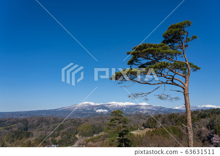 從福島縣立的足立太山，日本本松城堡本丸遺跡 63631511