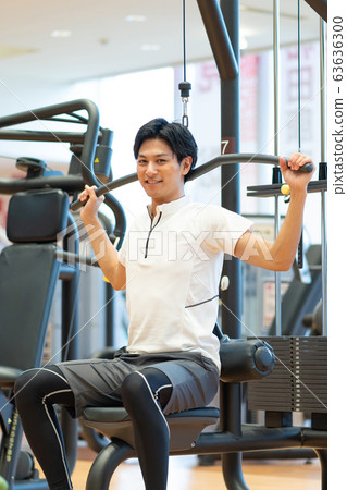 Sports gym young men muscle training sports club Sports gym young men muscle training sports club 63636300