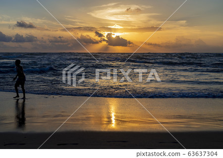 希克杜沃海灘 63637304