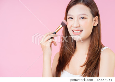 Beautiful woman, make up, skincare 63638934