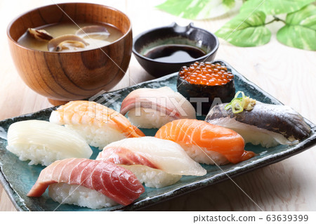 Nigiri sushi and miso soup Nigiri sushi and miso soup 63639399