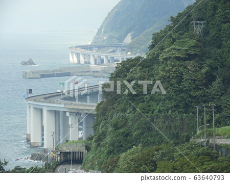 Hokuriku Expressway 63640793