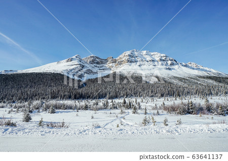 Banff national park 63641137