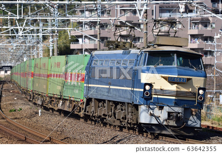 Tokaido Main Line Manazuru JR Freight EF66-27 (Suita) 63642355