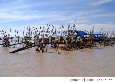 在洞里薩湖 在洞里薩湖 63643066