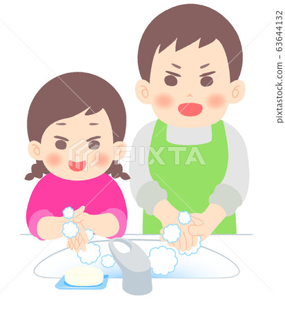 Parents and children washing their hands happily 63644132