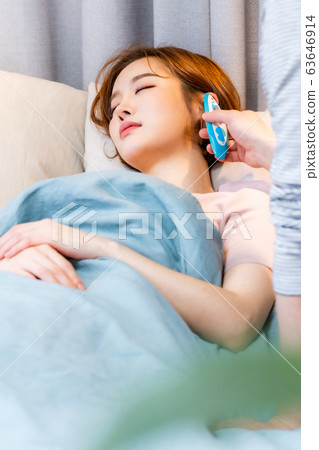 Couple caregiver pain 63646914