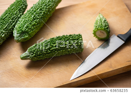 切苦瓜 63658235