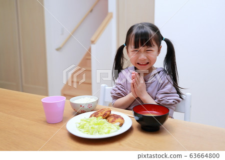 Meal (child care child care manners rules behavior girls children lifestyle rice croquette Japanese) 63664800