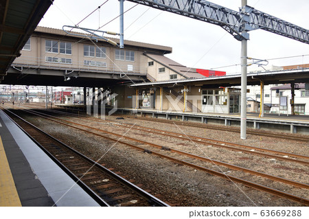 Photograph of JR Higashi Muroran Station in Muroran City, Hokkaido in early spring 63669288