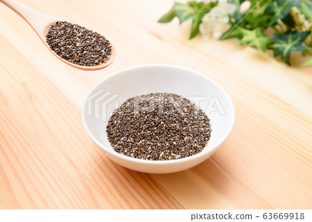 Chia seed 63669918