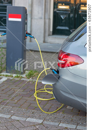 Charging EV Charging EV 63671907