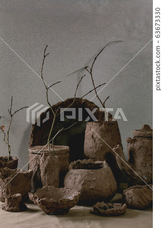 Group of clay vases 63673330