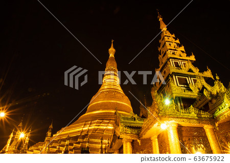 Shwedagon Pagoda Shwedagon Pagoda 63675922