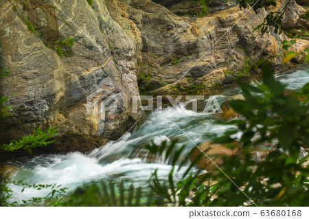 台灣，岩壁，溪流，台湾、岩壁、小川、Taiwan, rock wall, stream, 63680168