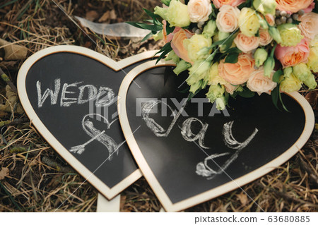 plaque with the words of the wedding day. wedding day plaque with the words of the wedding day. wedding day 63680885