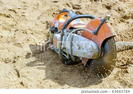 Sawing machine for cutting marble stone 63683784