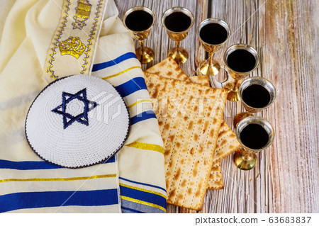 Passover Haggadah a Matzo jewish holiday six cup Passover Haggadah a Matzo jewish holiday six cup 63683837