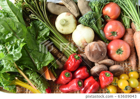 Vegetables 63689043