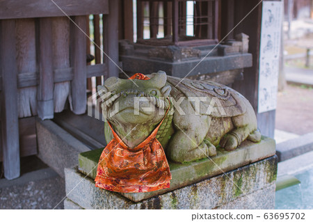 Kitano Tenmangu Shrine Beef Figurine Kitano Tenmangu Shrine Beef Figurine 63695702