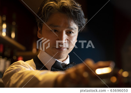 Male Business 40s 50s Bartender Bar Male Business 40s 50s Bartender Bar 63696050
