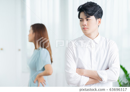 Couple. broke up, fight, domestic violence 63696317